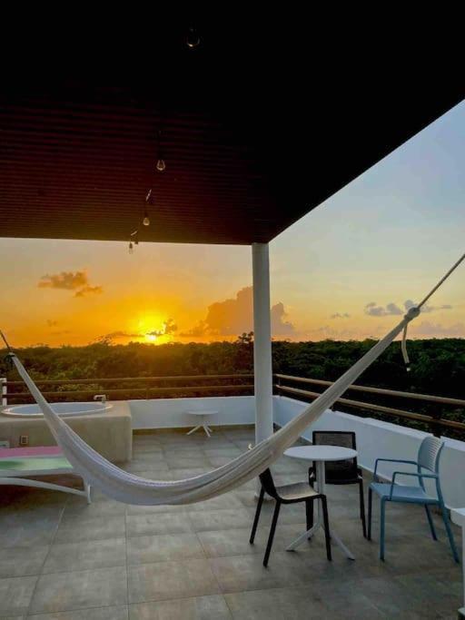 Aku-Chic Newly Furbished Condo Jungle Pool Xetna Екстер'єр фото
